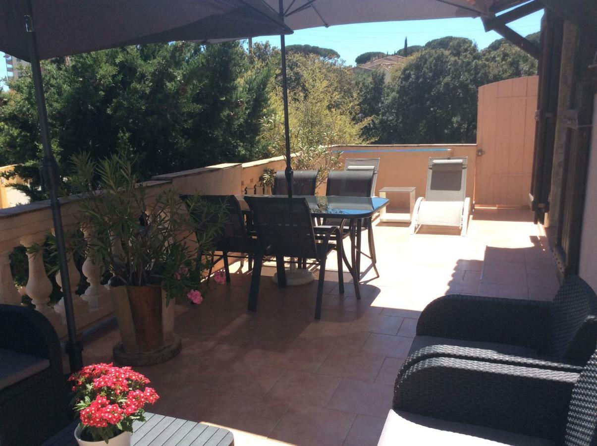 89 Le Grand Pin Apartment Sainte-Maxime Ngoại thất bức ảnh